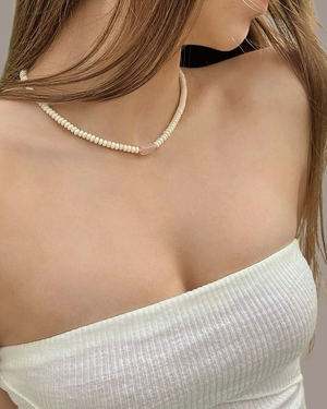 Sandra Rose Quartz Necklace
