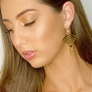Timeless Travel Earrings - Gold - CVLCHA