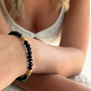 April  Beaded Birthstone Bracelet - CVLCHA
