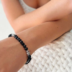 April  Beaded Birthstone Bracelet - CVLCHA